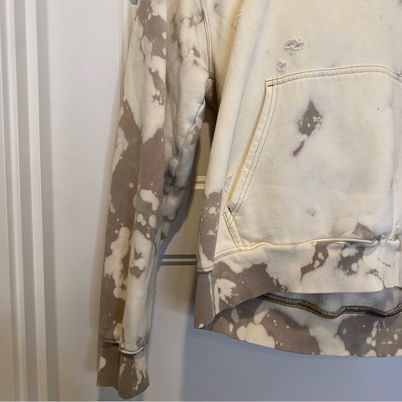 Aritzia TNA Taupe Cream Distressed Tie Dye Cowhide Cozy Fleece Hoodie Size M - Picture 5 of 14
